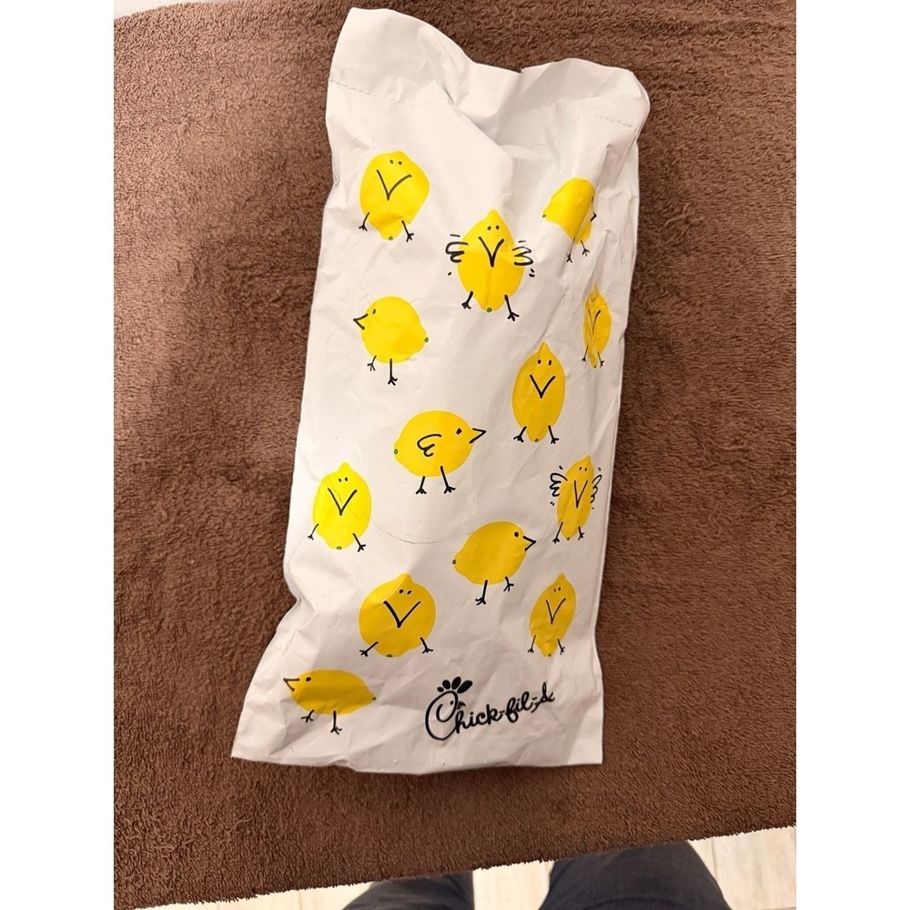 Chick Fil A Chirping Chicks cup